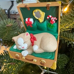 Hallmark Keepsake Ornament Cat Naps